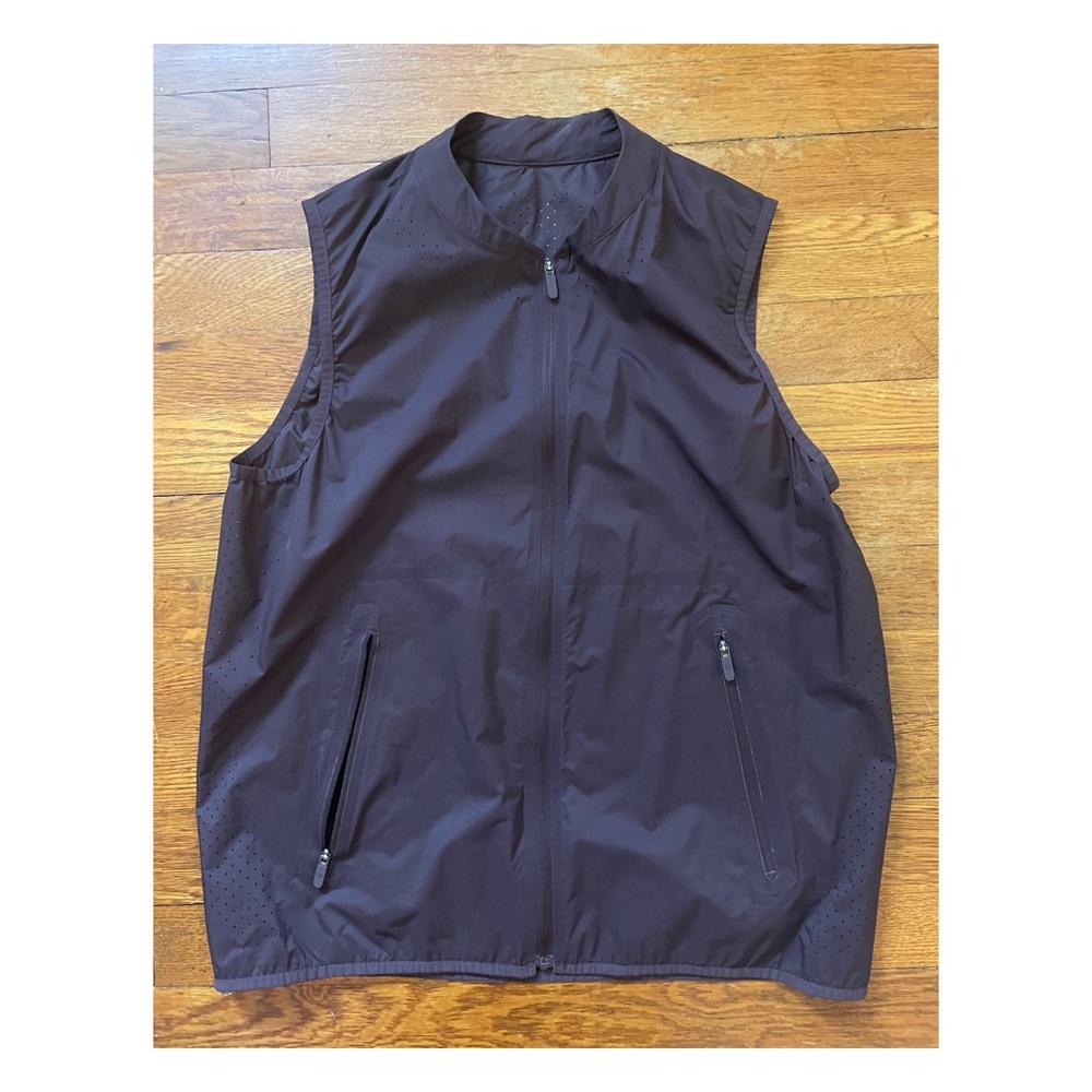 Lululemon ‘like the wind’ running vest - size 6 - pelt color (eggplant) …